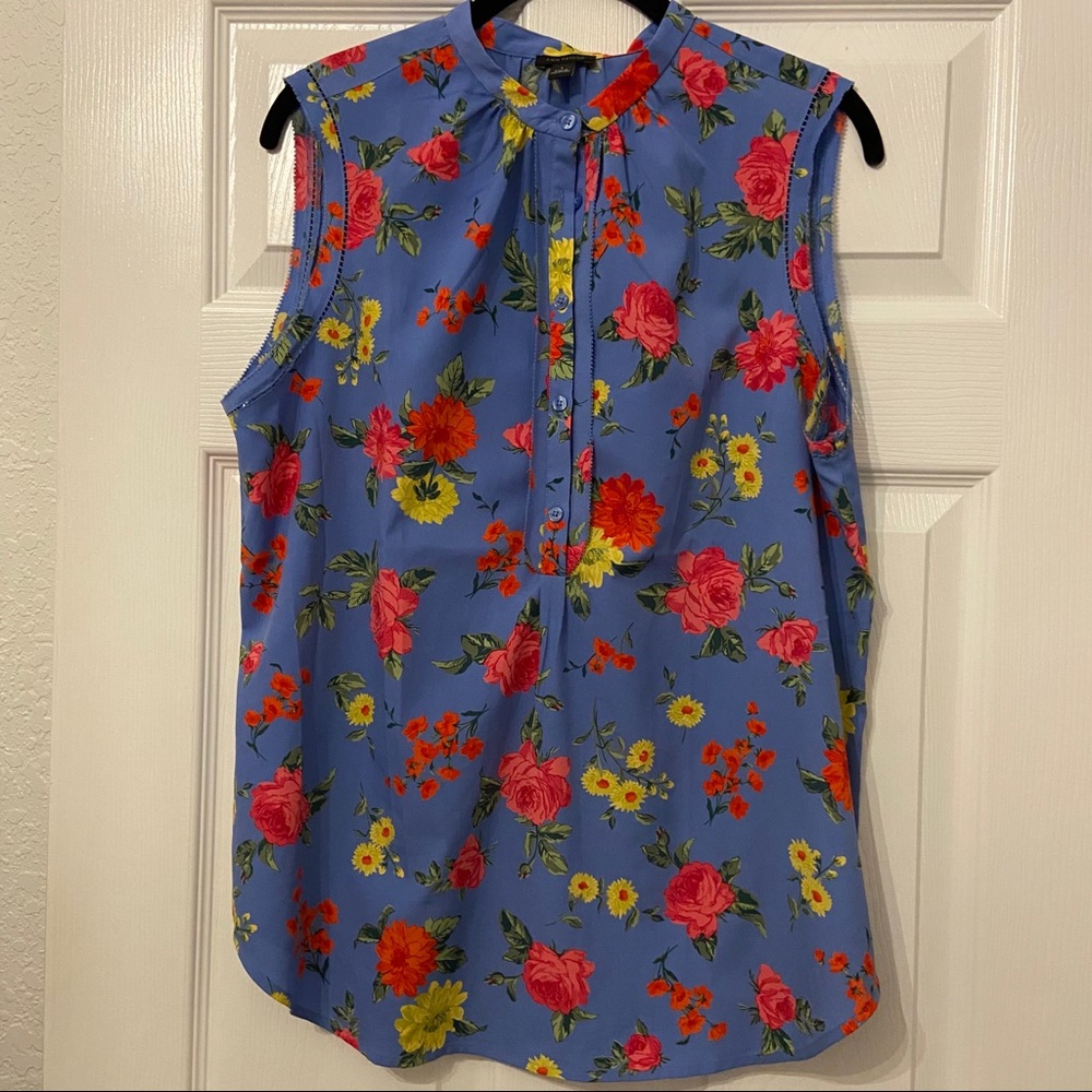 ANN TAYLOR Blue Floral Sleeveless Top Sz. L